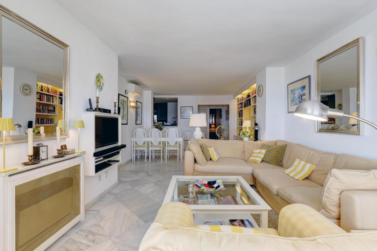 Apartment - Car Included Estepona Exterior photo